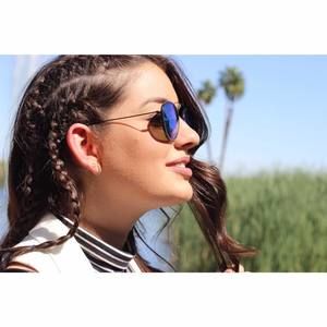 Meet your Posher, Gabriela